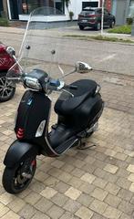 TOP VESPA SPRIN B 2022  13000 KM eerste eigenaar, Fietsen en Brommers, Ophalen of Verzenden, Zo goed als nieuw