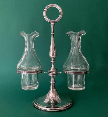 Olie- en azijnstelletje Charles Halphen +-1850 beschikbaar voor biedingen