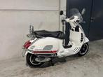 Piaggio Vespa GTS 300 (bj 2012), Motoren, Motoren | Piaggio, Scooter, 300 cc, Bedrijf, 12 t/m 35 kW