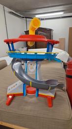 Uitkijktoren Paw Patrol, Ophalen