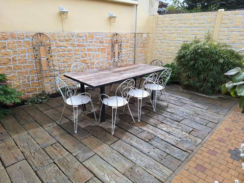 Grote tuintafel en 8 zeer stevige stalen stoelen, Tuin en Terras, Tuinsets en Loungesets, Gebruikt, Loungeset, Hout, 8 zitplaatsen