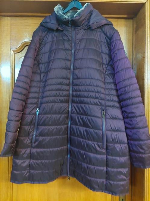 Paarse winter mantel maat 44, Kleding | Dames, Jassen | Winter, Zo goed als nieuw, Maat 42/44 (L), Paars, Ophalen of Verzenden