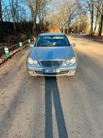 MERCEDES C 220 CDI AUTO. AIRCO, Auto's, Mercedes-Benz, 4 deurs, Zwart, 4 cilinders, Bedrijf