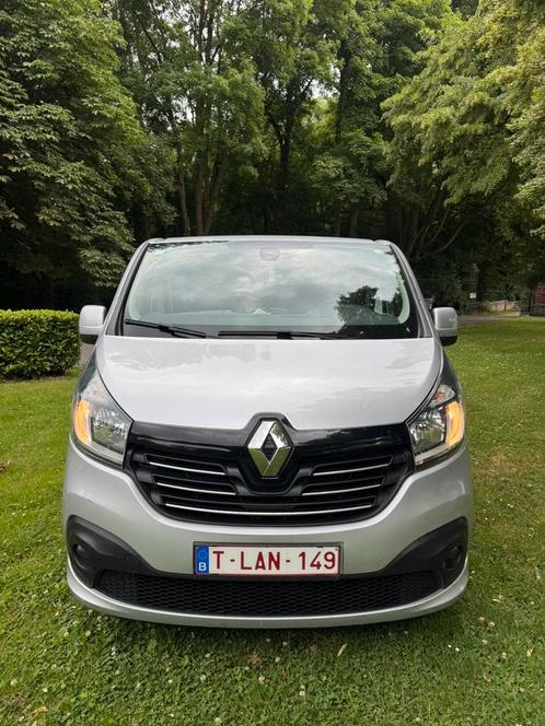 Renault Trafic 1.6 dci 2020 Euro 6 * 100000 km Motor * 9PL*, Auto diversen, Ongevalwagen, Handgeschakeld, Diesel, Monovolume, Zilver of Grijs