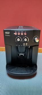 Koffiemachine Delonghi Magnifica, Electroménager, Cafetières, Machine à espresso, Tuyau à Vapeur, Café en grains, 2 à 4 tasses