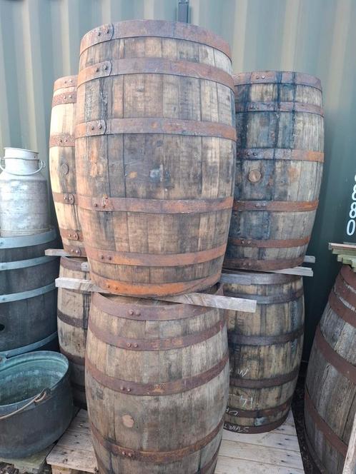 Wijn & whiskey tonnen als prima broedblok v ARA ENZ ...., Dieren en Toebehoren, Vogels | Hokken en Kooien, Zo goed als nieuw, Ophalen of Verzenden