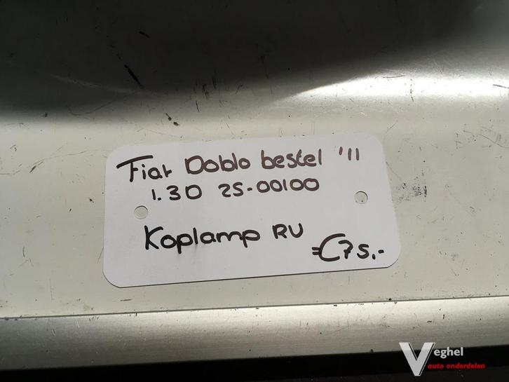 Fiat Doblo Bestel 1.3 Diesel 2011  2500100 Koplamp Rechtsvoo, Auto-onderdelen, Verlichting, Gebruikt, Ophalen of Verzenden
