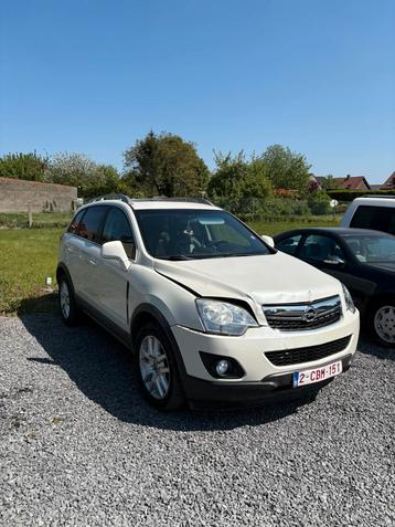 Opel Antara accidenté  beschikbaar voor biedingen