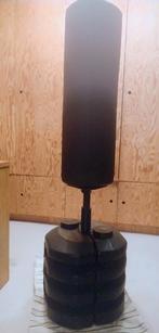 Bokspaal zwart met stevige vulbare voet., Sport en Fitness, Boksen, Ophalen, Zo goed als nieuw, Boksbal
