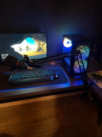 Game pc met toetsebord microfoon muismat en scherm, Enlèvement