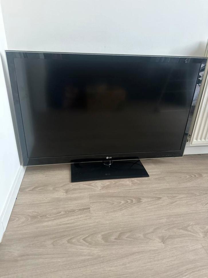 LG Televisie - 110cm breed, TV, Hi-fi & Vidéo, Télévisions, Utilisé, 100 cm ou plus, LG, Enlèvement