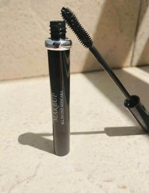 All In One Mascara, Handtassen en Accessoires, Uiterlijk | Cosmetica en Make-up, Nieuw, Ogen, Verzenden