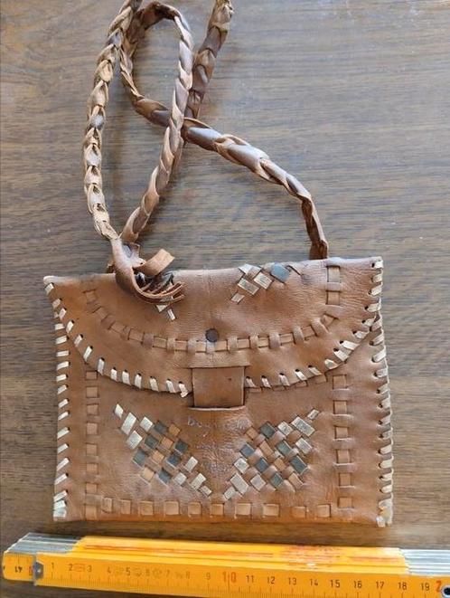 Kleine handmade handtas Afrika, Handtassen en Accessoires, Tassen | Damestassen, Zo goed als nieuw, Handtas, Ophalen of Verzenden