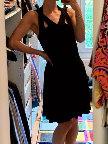 Très féminine robe neuve &Other Stories noire T 38-40 beschikbaar voor biedingen