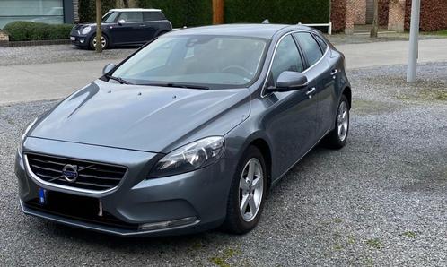 Te koop Volvo V40 Kinetic, Autos, Volvo, Particulier, V40, Airbags, Air conditionné, Alarme, Bluetooth, Verrouillage central, Cruise Control