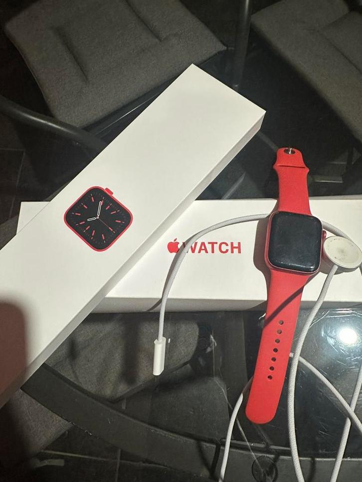 Apple Watch serie 6, Handtassen en Accessoires, Smartwatches, Zo goed als nieuw, Conditie, Ophalen