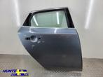 Portier RA Volvo V40 Kleurcode: 714('12-'19) 31424671, Gebruikt, Deur, Achter, Ophalen of Verzenden