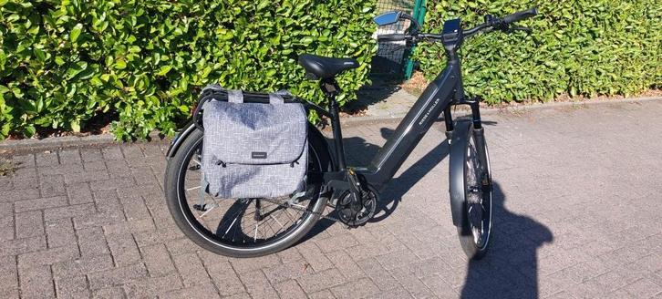 Riesse en Muller Nevo GT, Fietsen en Brommers, Elektrische fietsen, Zo goed als nieuw, Riese & Müller, 47 tot 51 cm, 50 km per accu of meer
