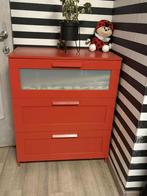 Rood kastje ikea, Ophalen, Zo goed als nieuw