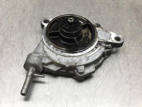 VACUUMPOMP DIESEL Toyota Auris (E18) (03052143), Auto-onderdelen, Motor en Toebehoren, Toyota, Gebruikt