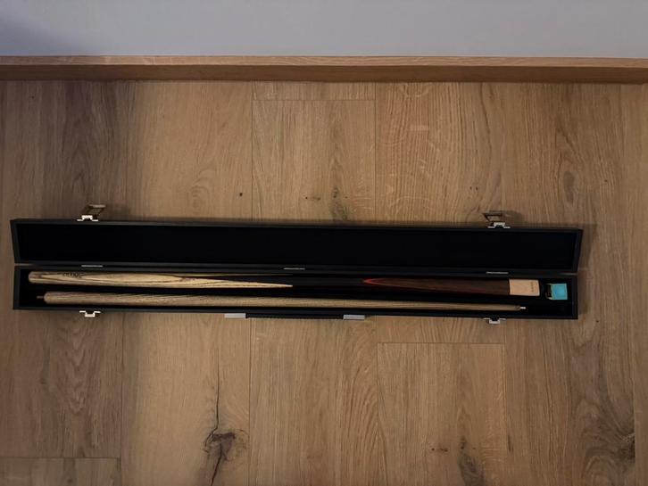 Snookerkeu “Classic” (2 delig) + opbergkist!, Sport en Fitness, Biljarten en Poolen, Gebruikt, Ophalen of Verzenden