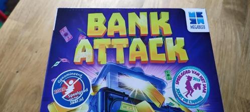 Bank attack gezelschapsspel NIEUW, Hobby en Vrije tijd, Gezelschapsspellen | Kaartspellen, Nieuw, Een of twee spelers, Drie of vier spelers