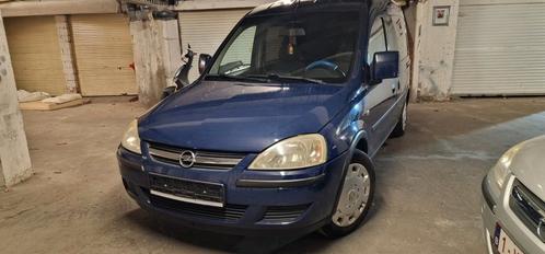 Opel combo cng, Auto's, Opel, Particulier, Combo Tour, Trekhaak, CNG (Aardgas), Stadsauto, 5 deurs, Handgeschakeld, Blauw, Ophalen