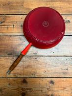 Poele en fonte Cousances (Le Creuset) 28 cm, Maison & Meubles, Enlèvement ou Envoi, Comme neuf, Fonte