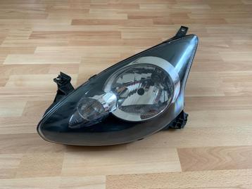 koplamp links toyota aygo 2005 tot 2014  beschikbaar voor biedingen