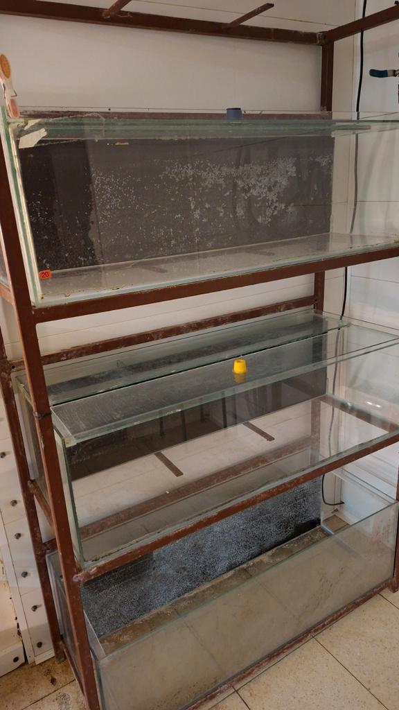 Aquarium stelling met  3 aquaria, Dieren en Toebehoren, Vissen | Aquaria en Toebehoren, Gebruikt, Ophalen