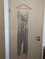 Robe courte doré - New Collection - Taille Unique, Kleding | Dames, Jumpsuits, Ophalen, Overige kleuren, Zo goed als nieuw, New collection
