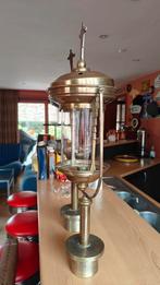 Lampes de procession, Enlèvement