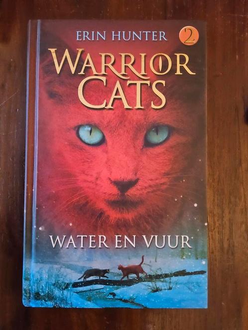 Erin Hunter - Water en vuur, Livres, Livres pour enfants | Jeunesse | 10 à 12 ans, Neuf, Enlèvement ou Envoi