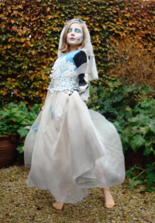 Mariée fantôme Halloween Corpse Bride + voile + bouquet, Enfants & Bébés, Costumes de carnaval & Déguisements, Utilisé, Fille