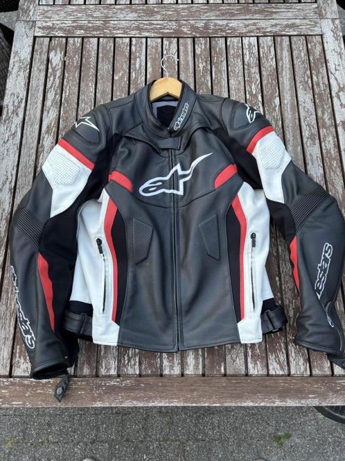 Alpinestars Motorjas leer Rood-Zwart-Wit Maat 56, Motoren, Kleding | Motorkleding, Jas | leer, Heren, Tweedehands, Ophalen