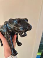 zwarte Lederen panter, Enlèvement ou Envoi