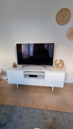 Tv meubel, Enlèvement