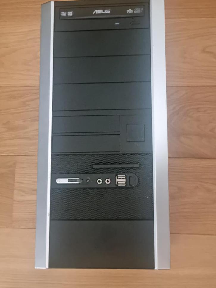 Tour PC avec  Web Cam, Computers en Software, Desktop Pc's, Gebruikt, 2 tot 3 Ghz, SSD, 4 GB, Ophalen