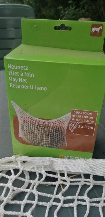4 hooinetten 90x60 cm / 3x3 cm  beschikbaar voor biedingen