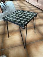 Vintage bijzettafeltje, Ophalen, Gebruikt