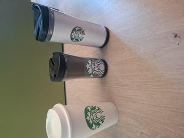 Starbucks drink bekers en thermos flessen beschikbaar voor biedingen