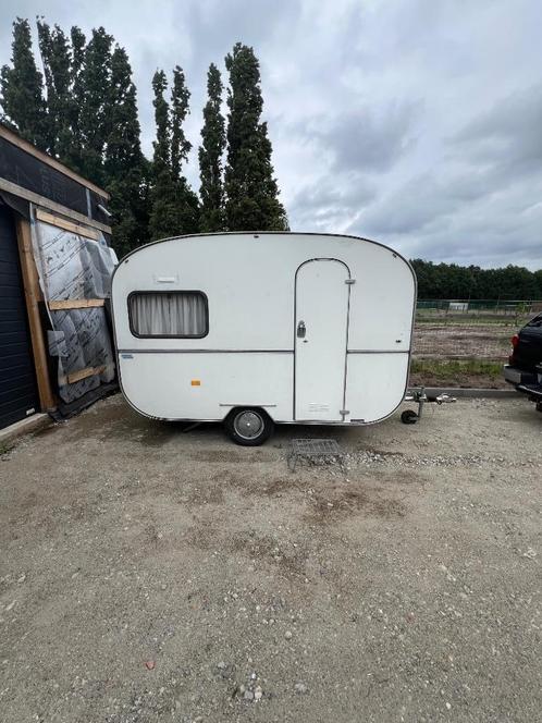 Vintage Knaus Schwalbenest 1968, Caravans en Kamperen, Caravans, Particulier, tot en met 3, 500 - 750 kg, Treinzit, Knaus, Omvormbare zithoek