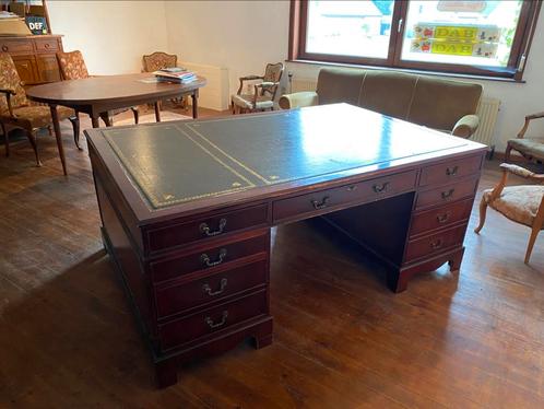 Antiek klassiek Engels notaris-bureau, Antiek en Kunst, Antiek | Kantoor en Zakelijk, Ophalen