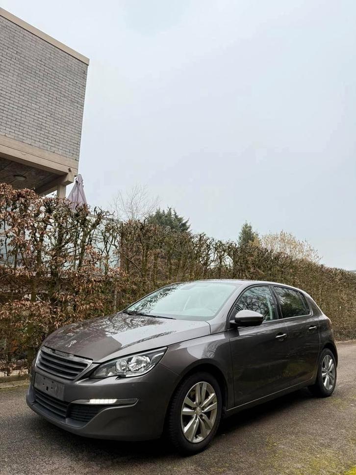 Peugeot 308 1.2 benzine van 2015 met 158.000KM - GARANTIE, Auto's, Peugeot, Bedrijf, Te koop, ABS, Adaptieve lichten, Airbags