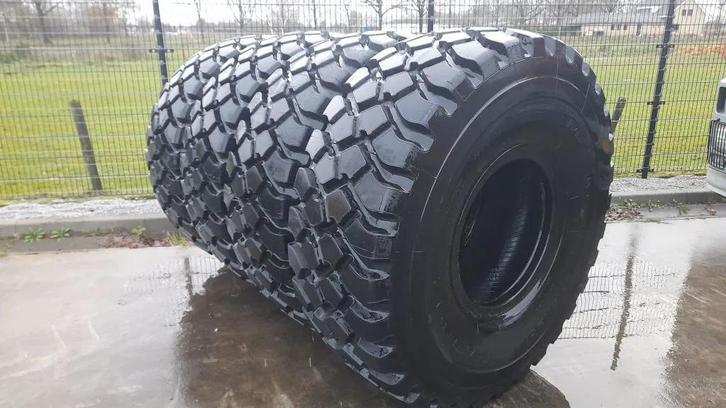 Maxam Unused Maxam 26.5R25 tires, Articles professionnels, Machines & Construction | Pièces