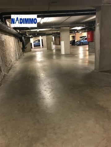 Garage à louer à Etterbeek beschikbaar voor biedingen
