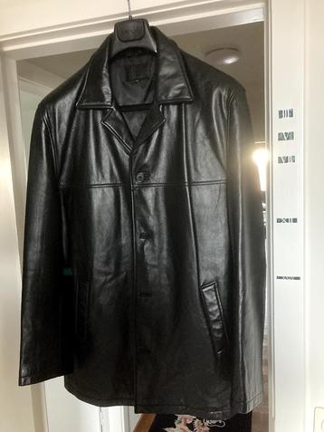 Lederen jas beschikbaar voor biedingen