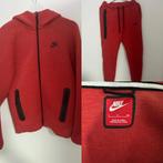NikeTechFleece Woman-Red S, Kleding | Dames, Sportkleding, Ophalen, Nike, Zo goed als nieuw, Maat 36 (S)