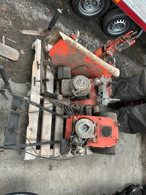 2 habo gereedschapshouders met een borstel, Doe-het-zelf en Bouw, Motoren, Zo goed als nieuw, Ophalen of Verzenden
