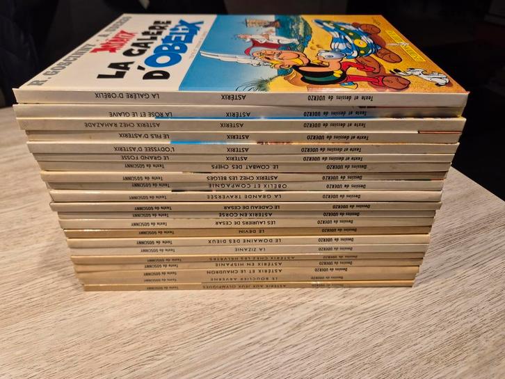 Lot 23 BD bandes dessinées Asterix collection série 1968/05, Livres, BD, Utilisé, Enlèvement